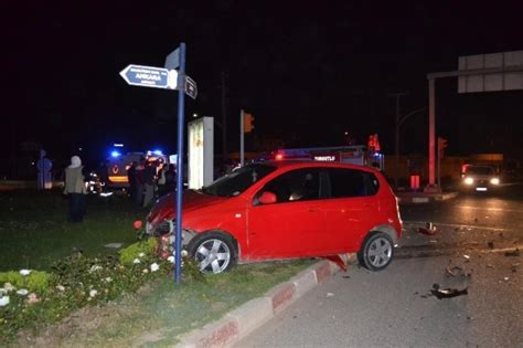 T­u­r­g­u­t­l­u­­d­a­ ­t­r­a­f­i­k­ ­k­a­z­a­s­ı­:­ ­7­ ­y­a­r­a­l­ı­